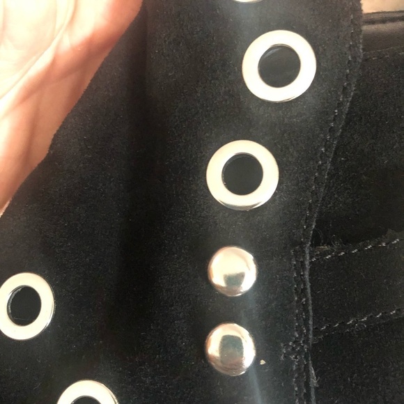 Sam Edelman Edgy Pedra Gromet Black Moto Bootie Suede Silver Detail Sz. 6 Biker - Picture 6 of 8